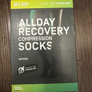 COMPRESSION SOCKS